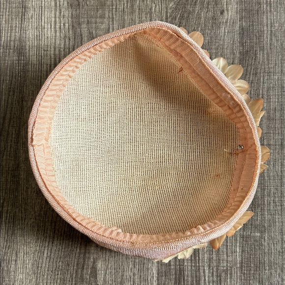 Vintage‎ Hat Pink and Cream Flowers Fascinator Church - Picture 14 of 15